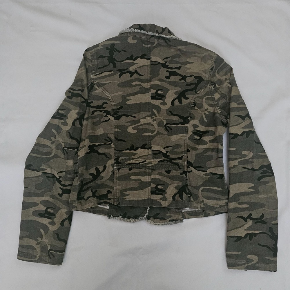 Bailey's Point Camo Print Frayed Trim Buttoned Pockets Jean Jacket Size L (11/13 - Picture 4 of 16